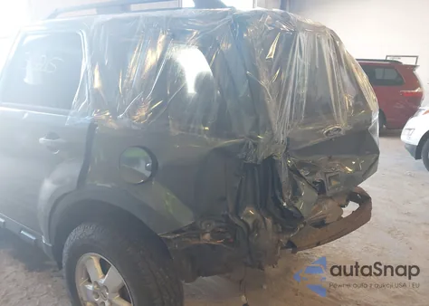 2011 Ford Escape Xlt из США, поврежденный, VIN 1FMCU0D73BKA67204